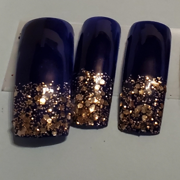 Glitter Me Blue Nails - Picture 3 of 3